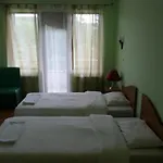 галина палас Hotel *