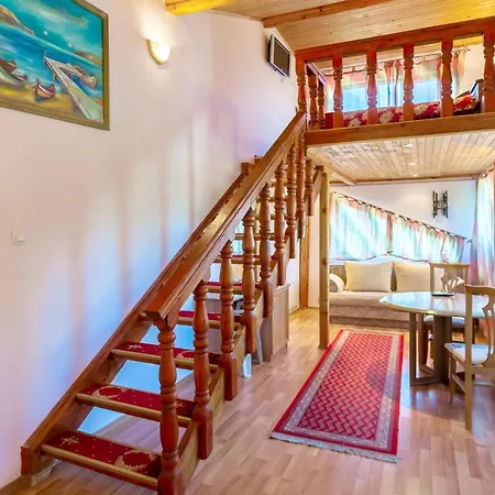 галина палас Hotel