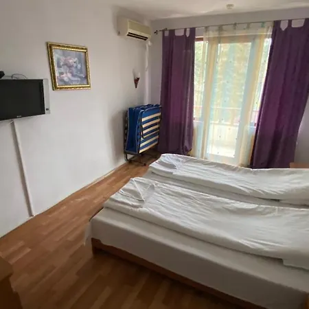 галина палас Hotell